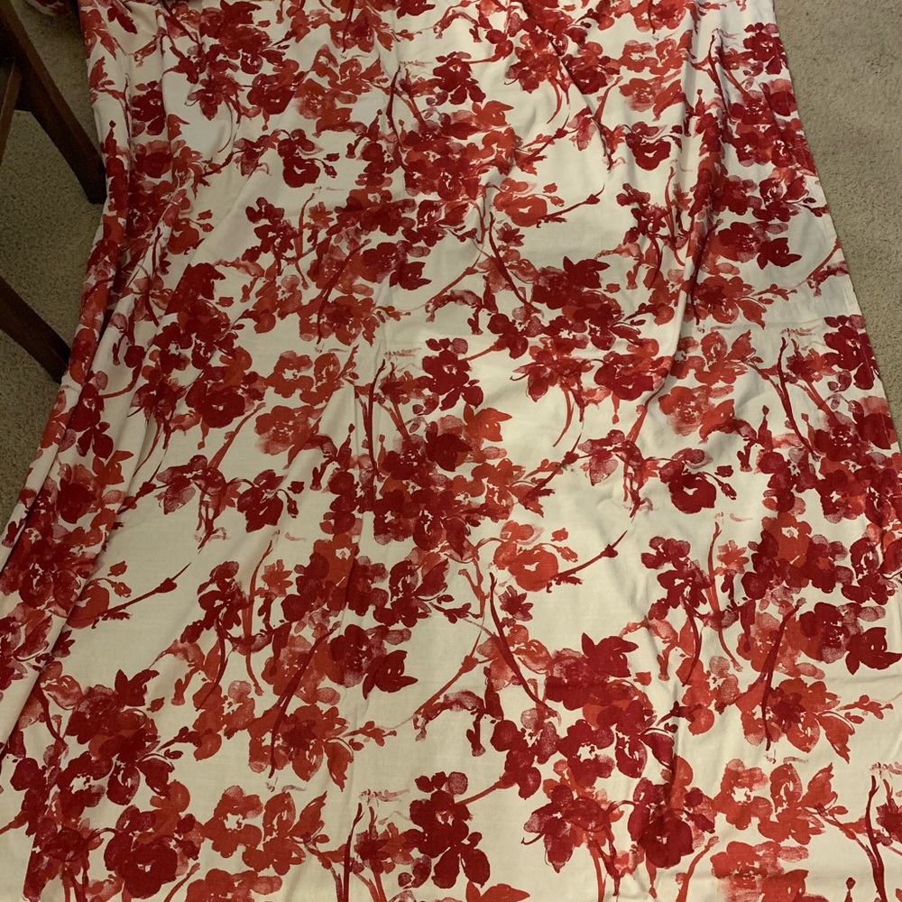Threshold Red Floral Rectangular Tablecloth